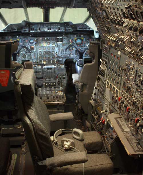 1-2-4-cockpit1-JF-500px