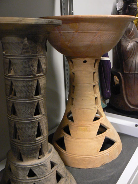 Pedestal form, featuring in all time periods 