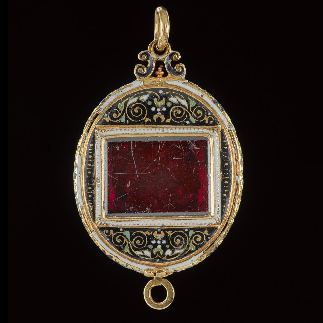 A mystery in the making: filming the Fettercairn Jewel | National ...